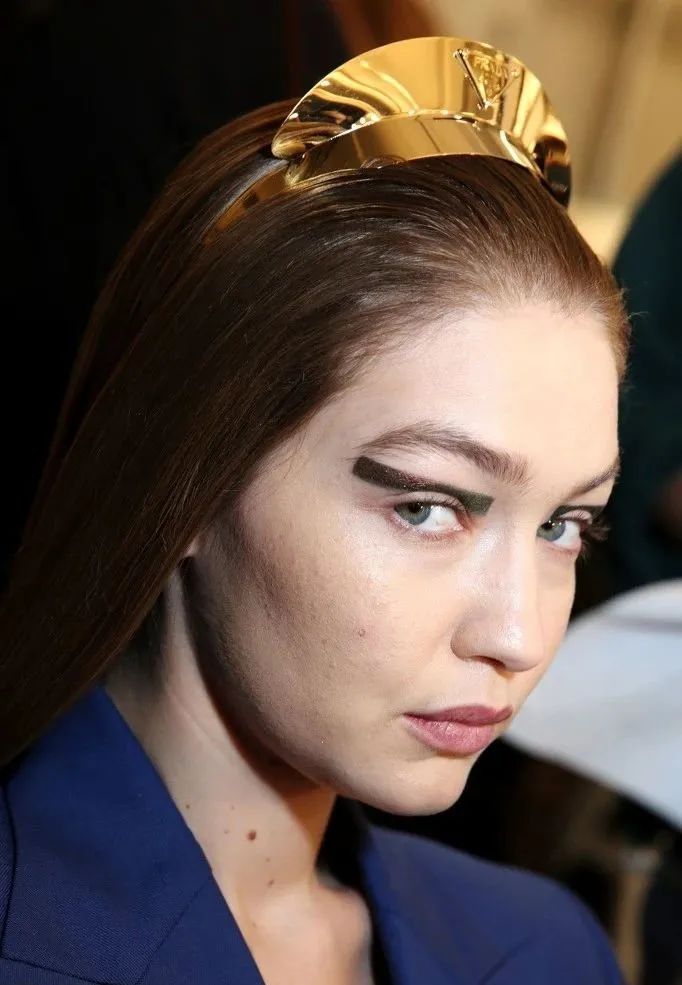 脸越来越圆胖是怎么回事,为什么腮和脸突然胖了好多