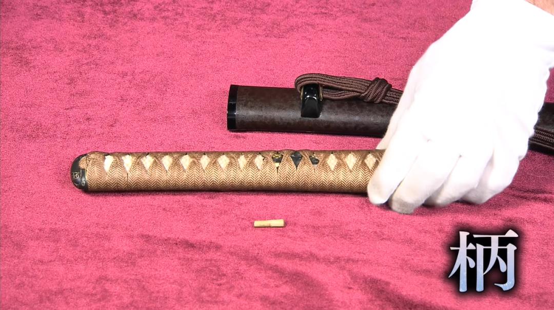 本人25岁做机械制造四年,日本小伙做了一把纸刀