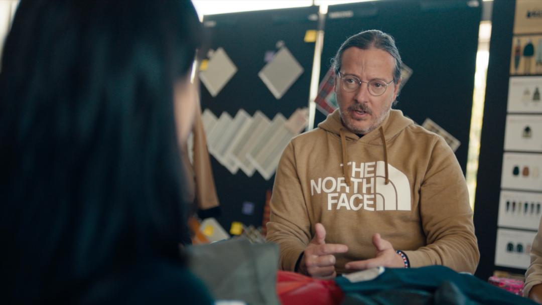 为什么现在满大街都是北面羽绒服,为啥满大街都是北面