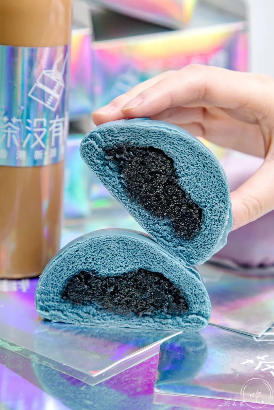 淮海路上10m²！连座位也没有的店，专卖香港“彩色点心”