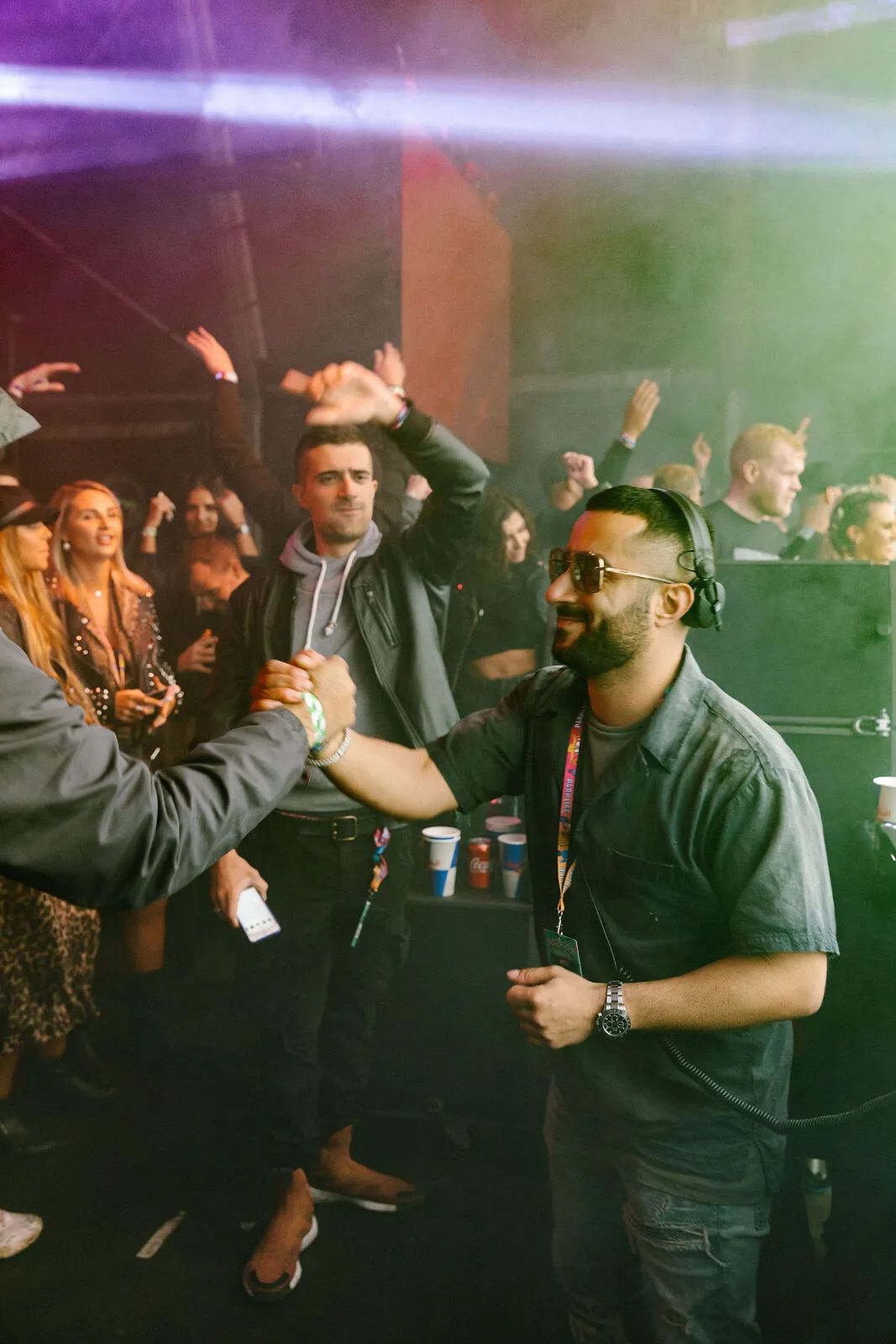 这名扎根意大利的Techno明星因被其父亲刺伤而住院