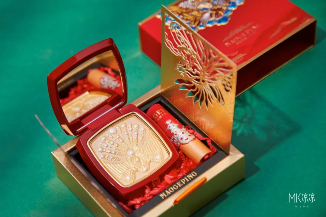 年度最上头的口红只要100多块,最正的正红色口红