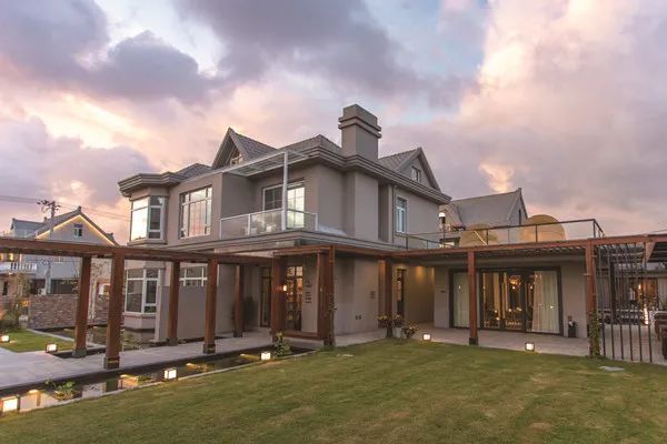 魔都著名网红公寓,上海魔都民宿附近好玩的