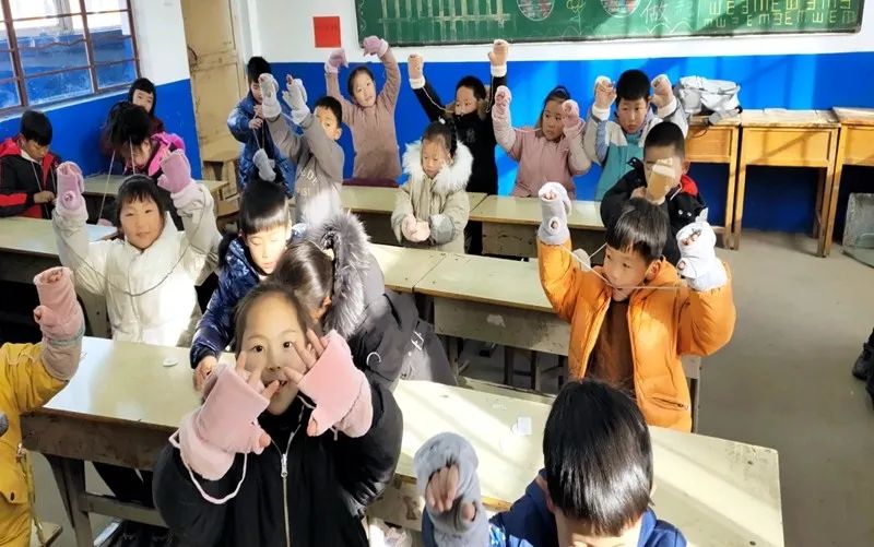 为了“暖起来”这件事儿，他们秀出了“十八般武艺”……