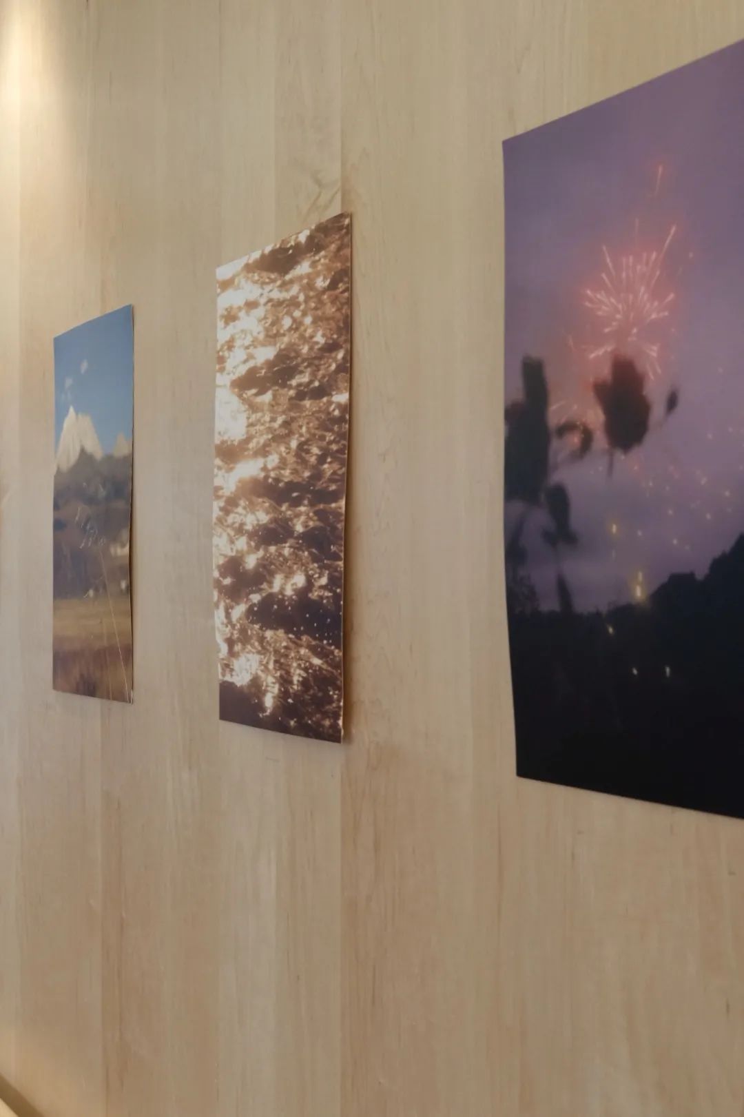 你家楼下的免费展览空间，晒着暖烘烘的太阳散步去吧