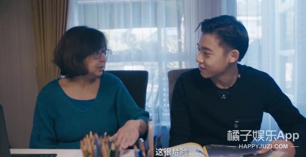 李嗣镕帅气视频,前国脚李明之子李嗣镕颜值