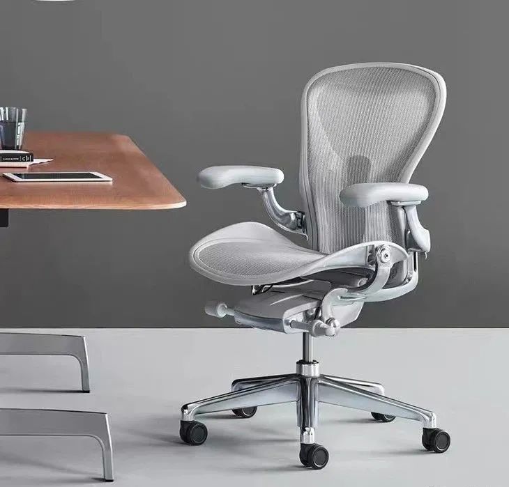 白百何坎肩卫衣,白百何ootd穿搭