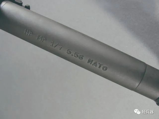 “套娃”式消焰器、加大号的拉机柄……3个版本的BCM公司MID16卡宾枪，优化使用体验