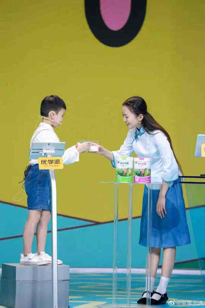 适合孩子看的诗词大会,能背700首古诗的孩子