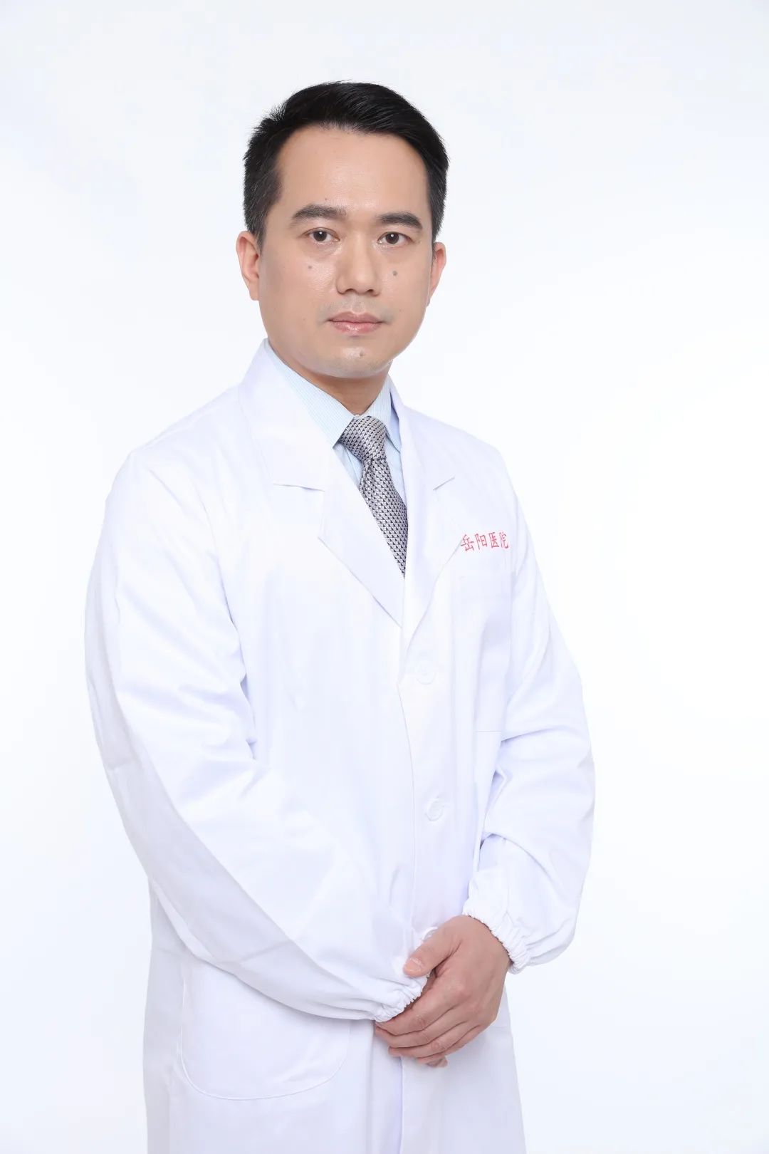 口腔溃疡不疼是白塞氏吗,口腔溃疡不黄是艾滋吗