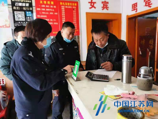 警路星程践初心——记阜宁县公安局社区民警王成女