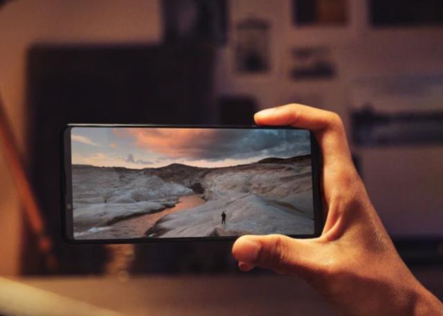 索尼xperia1iii价格7999,索尼xperia1iv和索尼xperia1iii