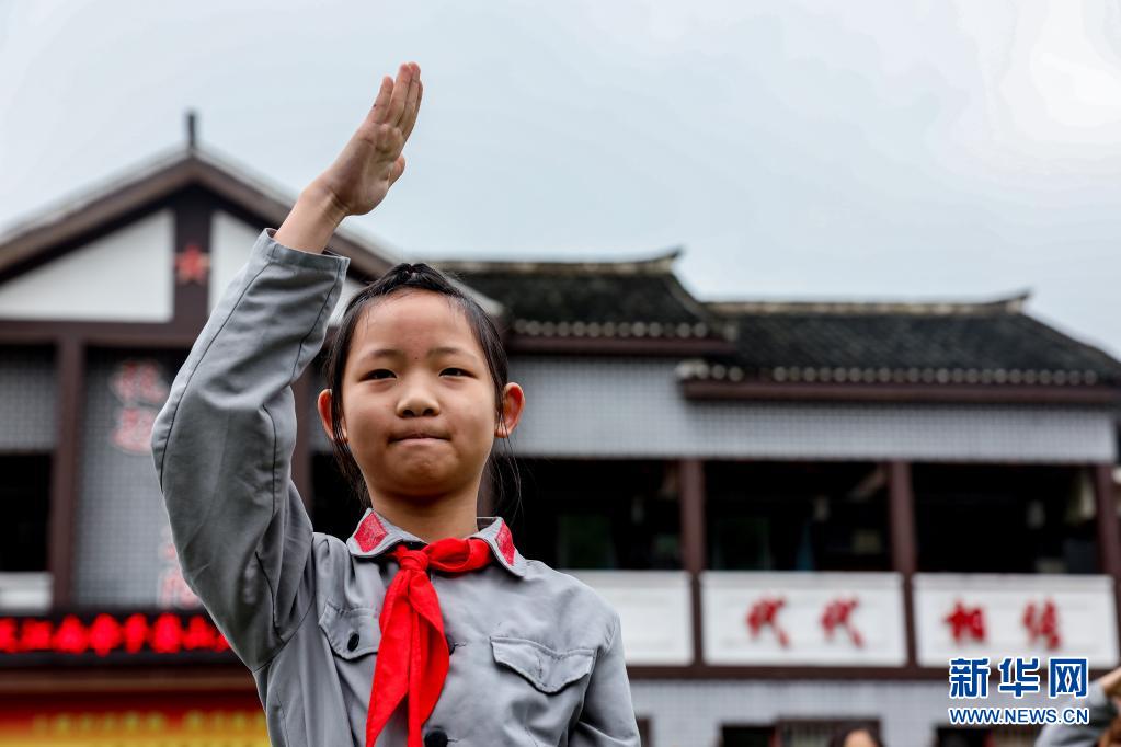 红色基因红军小学,传承红色基因寻访家乡变化