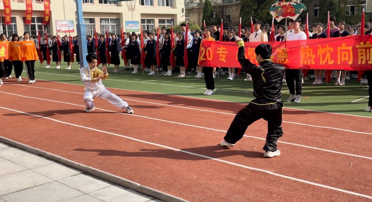 螃蟹赛跑体育活动教案,螃蟹赛跑运动会