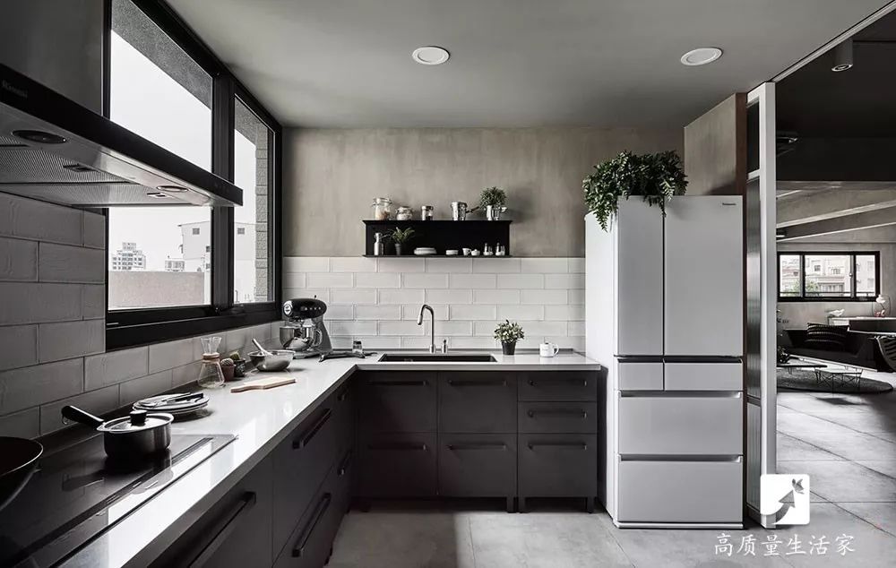 冰箱胶条发霉拆下来用什么泡,冰箱的胶条发霉难清洗教你一绝招