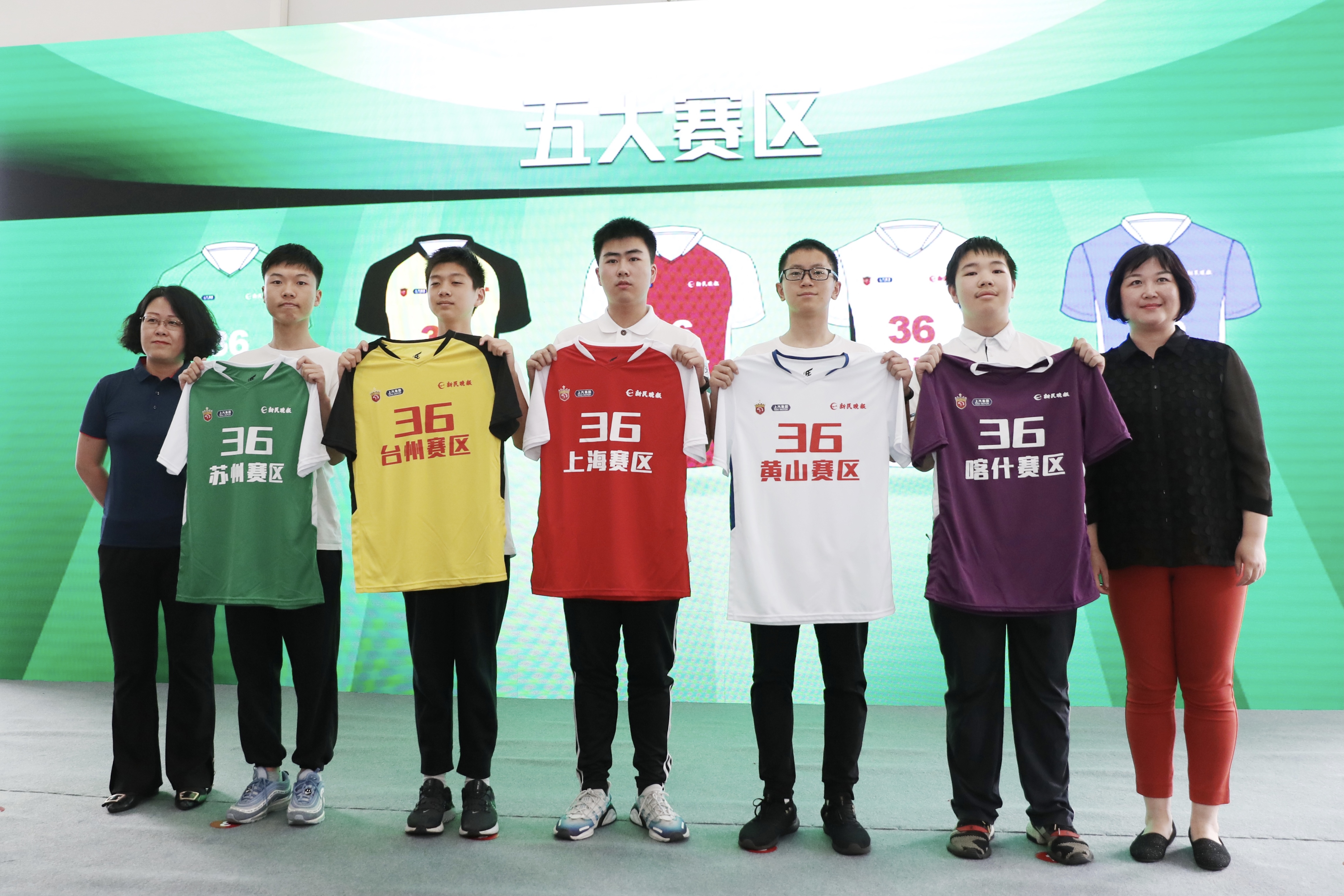 鏉庡湥榫欏ゥ鏂崱,鏉庡湥榫欓濂栧吀绀煎畬鏁寸増