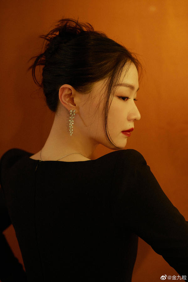 蔡徐坤金靖被逗日常,蔡徐坤金靖最新一期