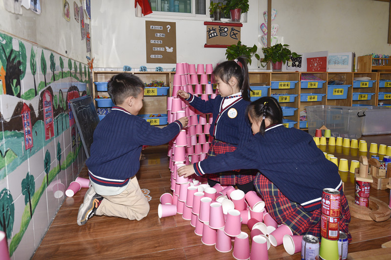 砥砺前行奠基未来学前教育心得,砥砺奋进60载同心筑梦向未来