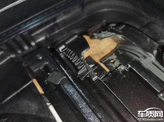 车辆漏水的排查过程及维修方案,车辆质量问题造成的漏水