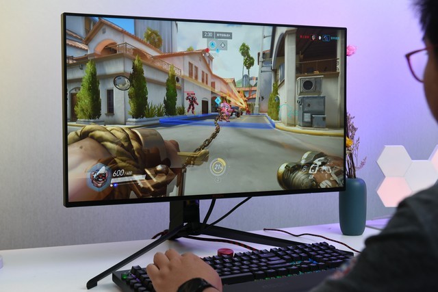 aoc爱攻ag274uxp评测,aoc爱攻ag405uxc测评