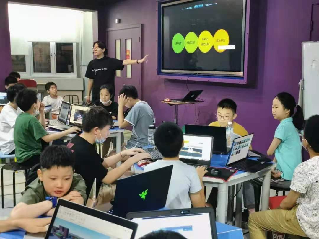 暑期小学生科技兴趣班,有价值的暑期兴趣班