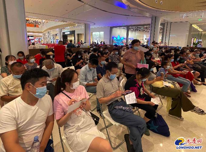 走吧,打疫苗顺便,逛个街