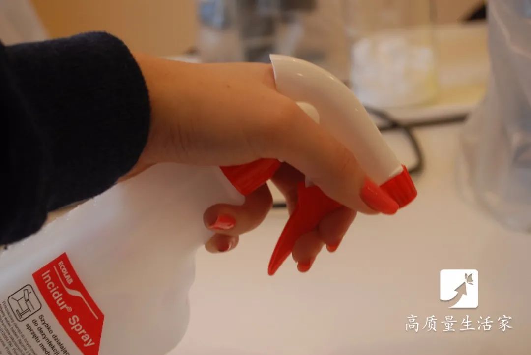 洗衣时可加点84消毒液吗,洗衣液加84可以漂白吗