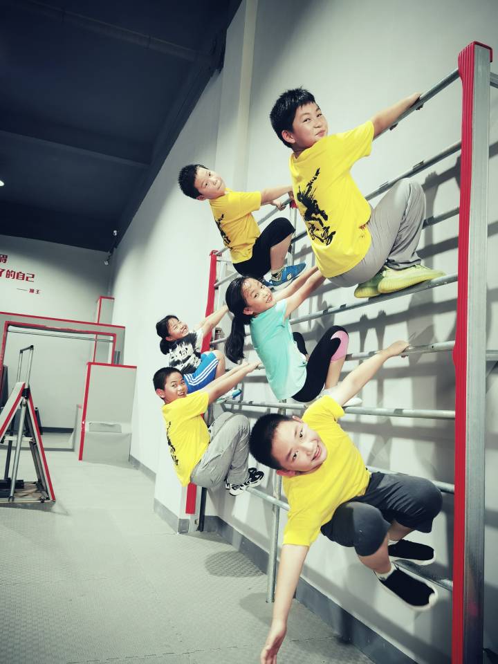 跑酷作死,为什么要让孩子学跑酷