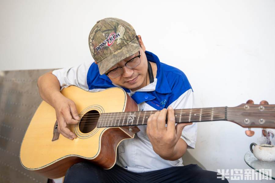 纯“爷”们！一把尺子量全球，青岛有位老爷车复刻大咖，快来围观