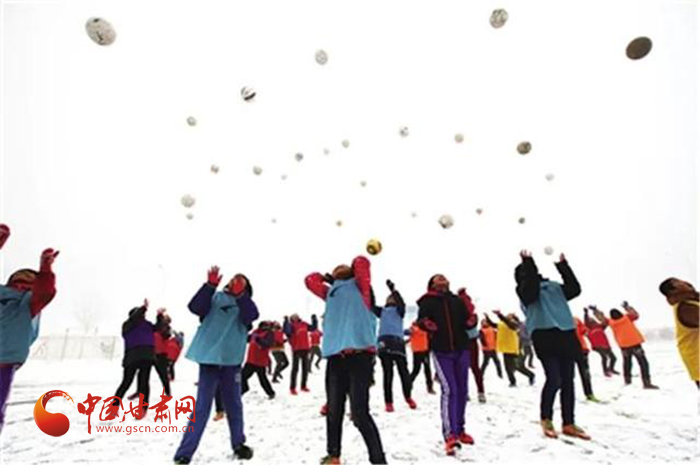 兰州榆中中连川小学足球,榆中县中连川小学vs兰化一校