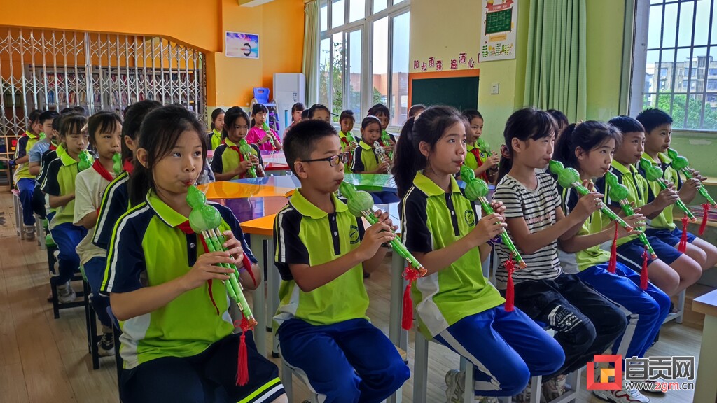 建设“第二课堂”呵护未成年人健康茁壮全面成长——富顺县深入推进乡村学校少年宫建设见闻