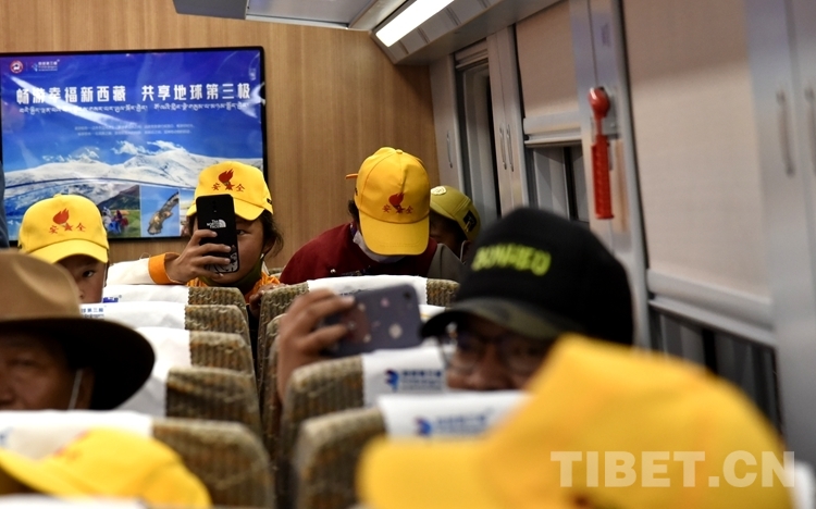 第一次乘坐复兴号,复兴号孩子