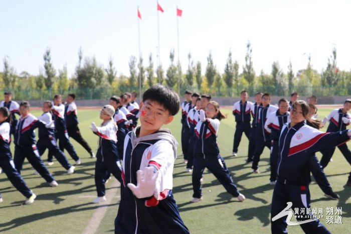 舞动青春炫我风采健美操,朔州元博中学健美操