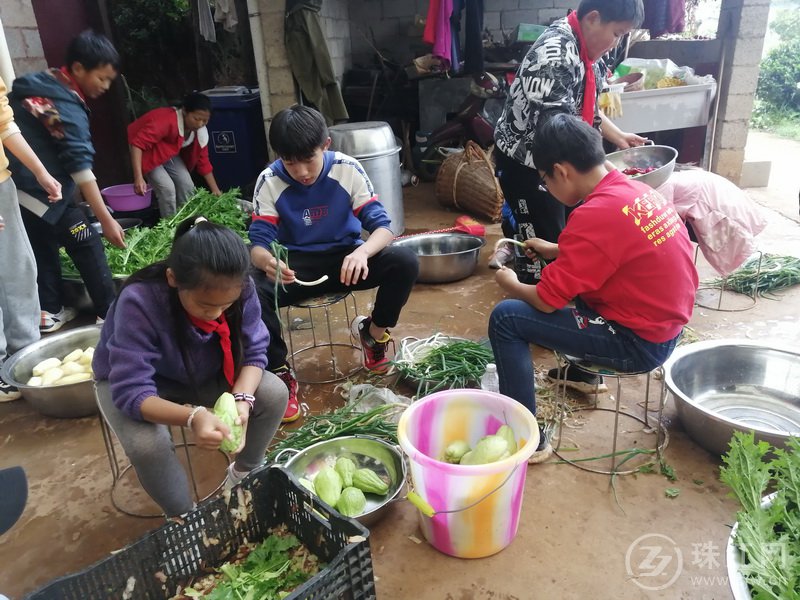 靖外明德小学创新模式,宣威市靖外明德小学教学质量