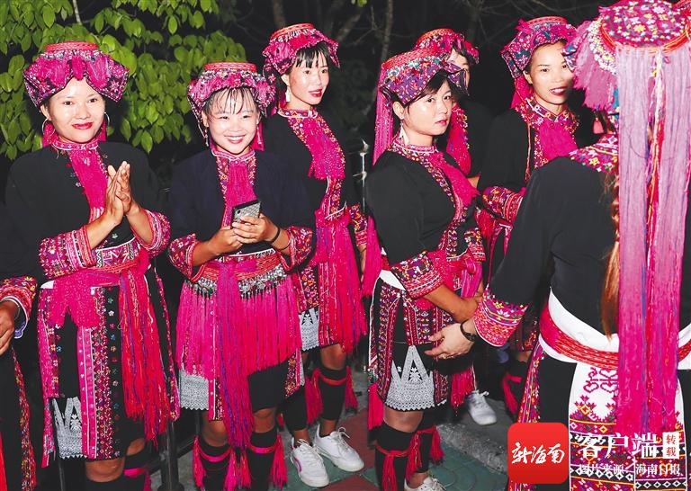 旅游周刊|海南少数民族特色村寨吸引八方游客：入村进寨寻桃源