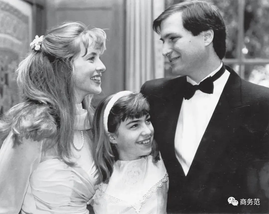 乔布斯长大后与养父母感情,乔布斯小女儿近况