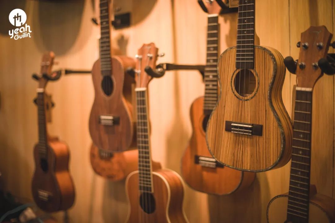 每个城市都有一家能讲故事的吉他店，桂林也是