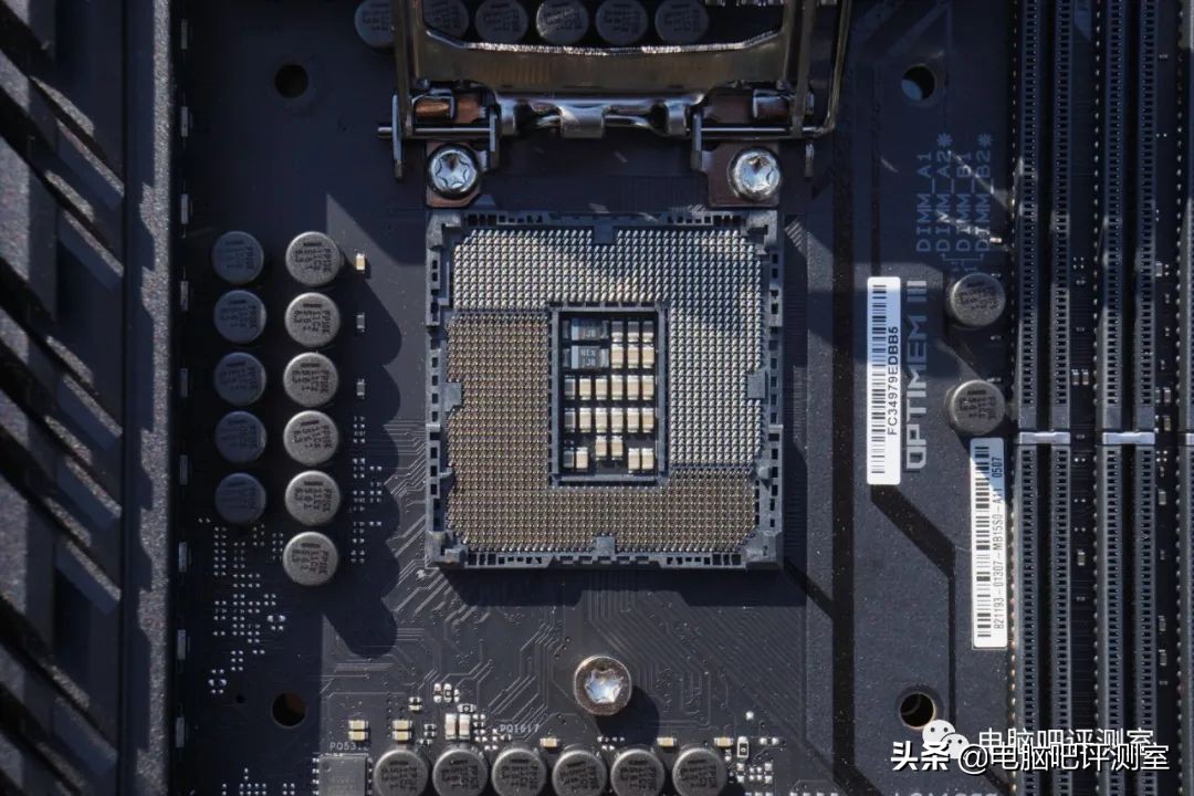 华硕rogmaximusxiii双卡,华硕rogmaximus主板对比