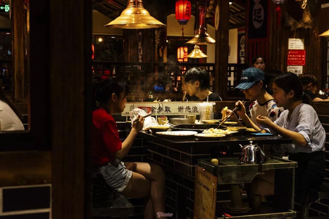 海口人气火锅合集丨小岛终于降温啦，是时候来波火锅社交了