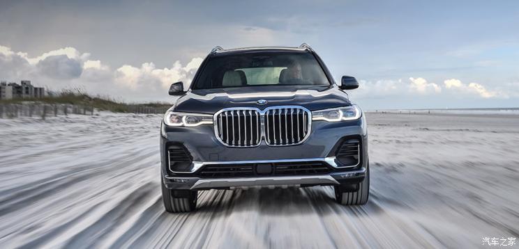 宝马x74.4t测评视频,宝马x7xdrive50i在德国售价