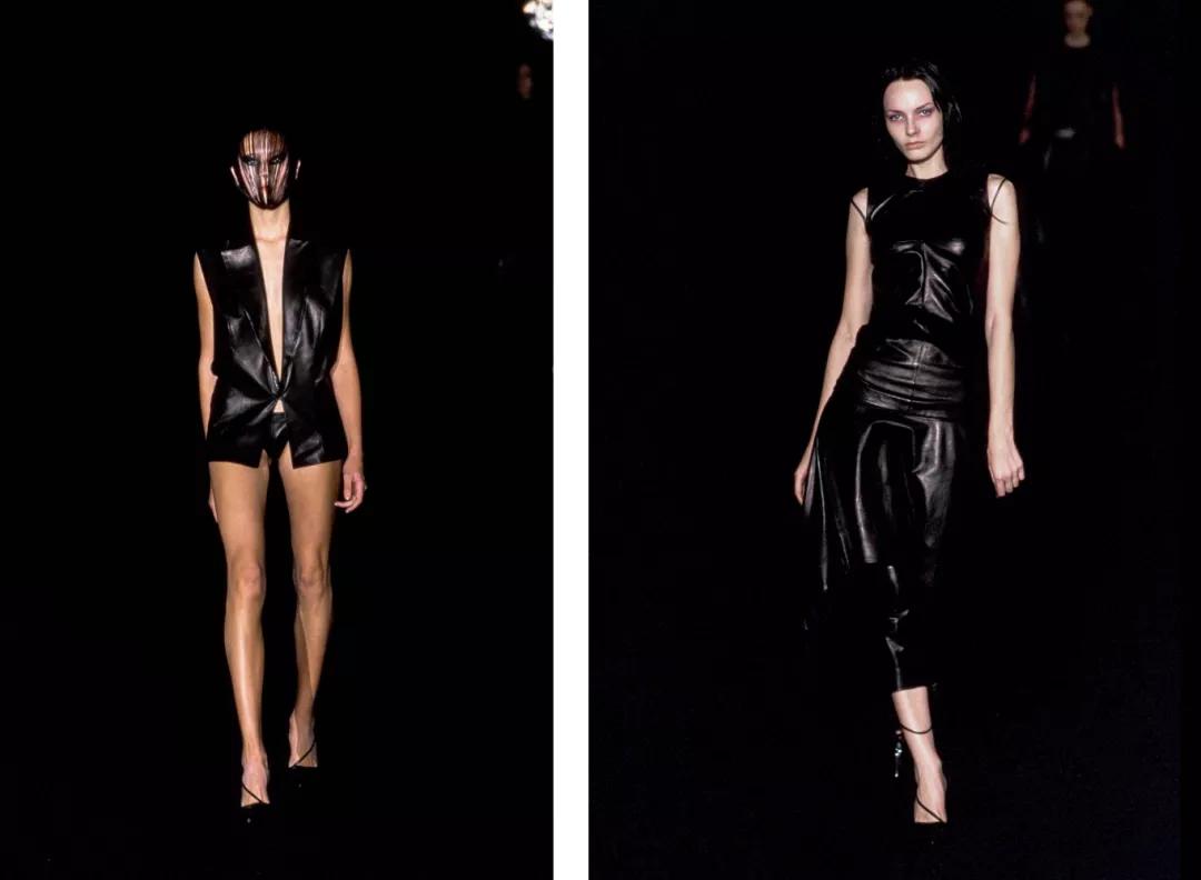 还记得2000年拿下黄子华的中环女律师MissMo穿过什么吗？