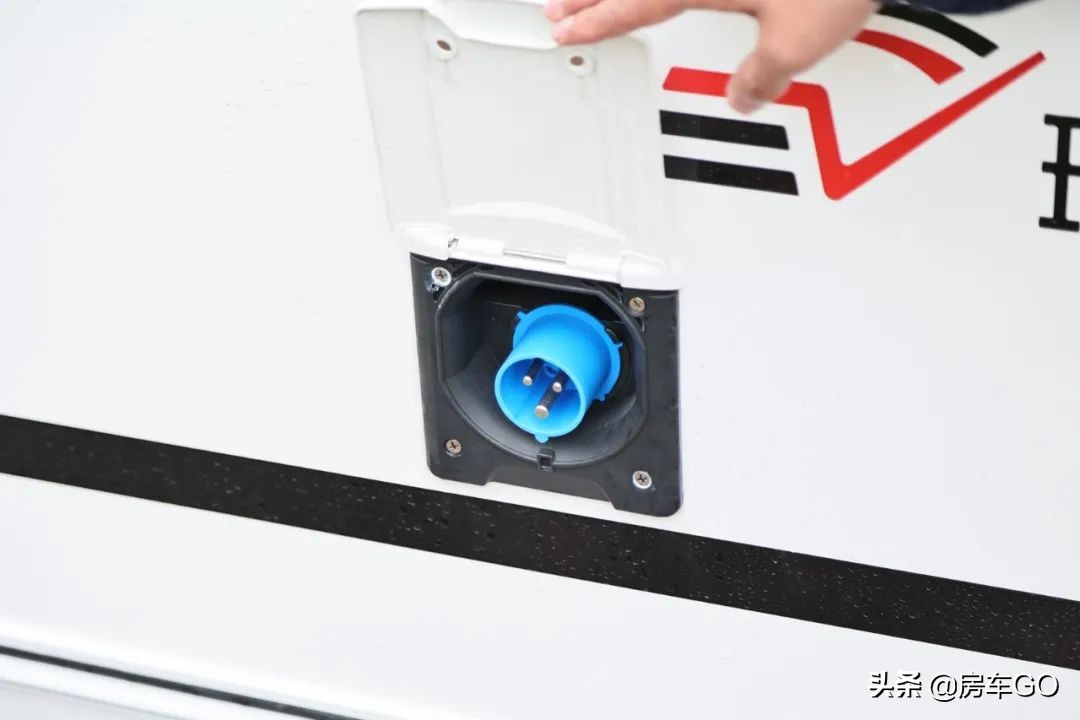 奇瑞瑞弗房车v800c多少钱,奇瑞20万以下房车报价大全