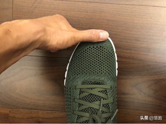 鞋舒不舒服只有脚知道下一句,鞋舒不舒服只有脚知道