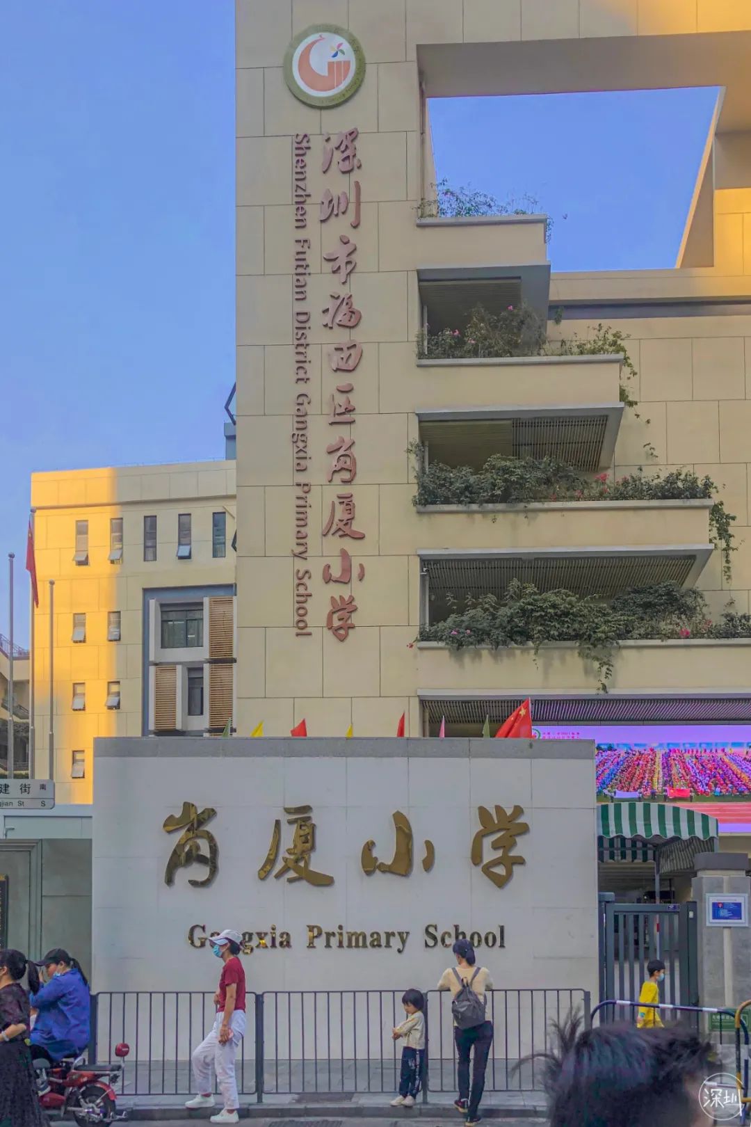 鎴戝姖浣犲埆涔版埧绯诲垪,鎴戝姖浣犲埆涔版埧绯诲垪鍚堥泦