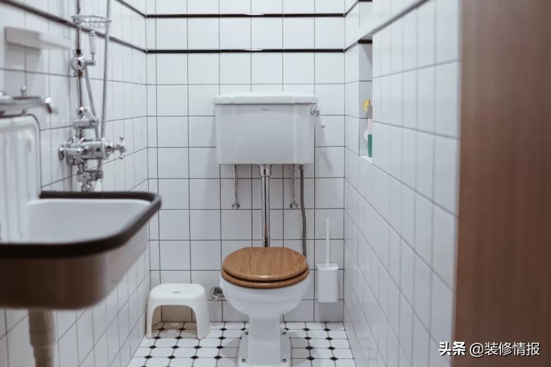 她买下32㎡上海老旧学区房,为女儿打造小桃园还有20㎡舒适大庭院