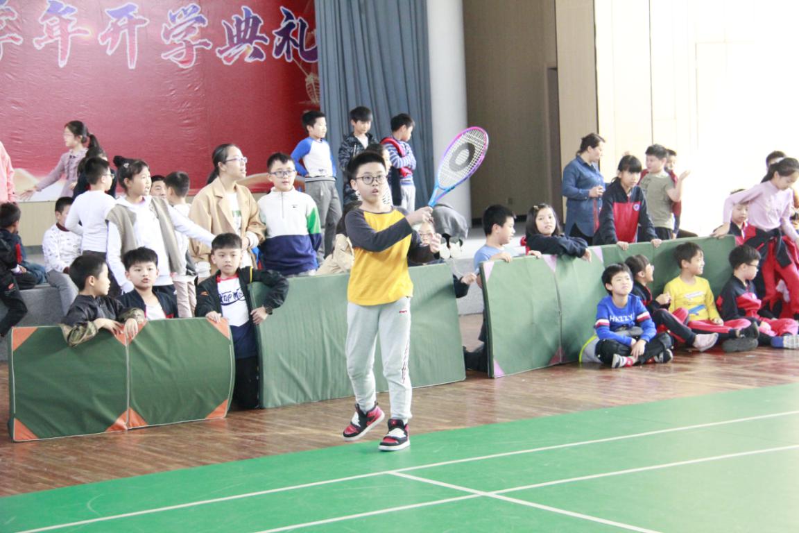 你笑起来真好看,你跑起来的样子真美