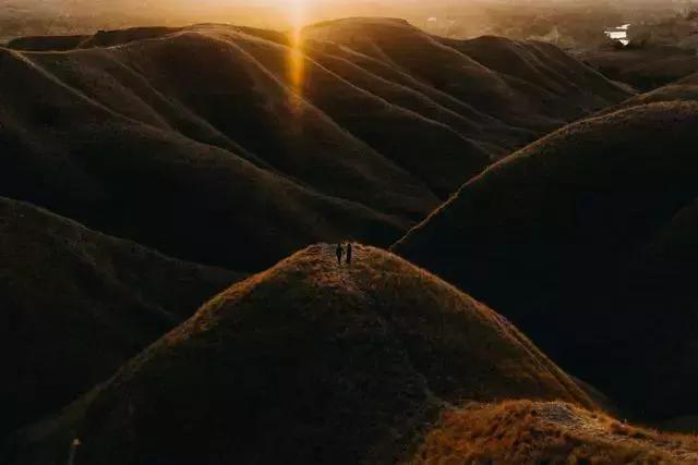 40个全球最佳婚纱摄影目的地，看完觉得之前拍的都是“假”婚纱照