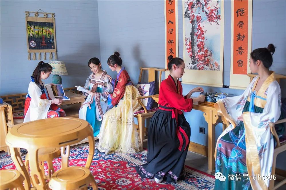 月牙泉景区敦煌山庄,敦煌山庄在哪里