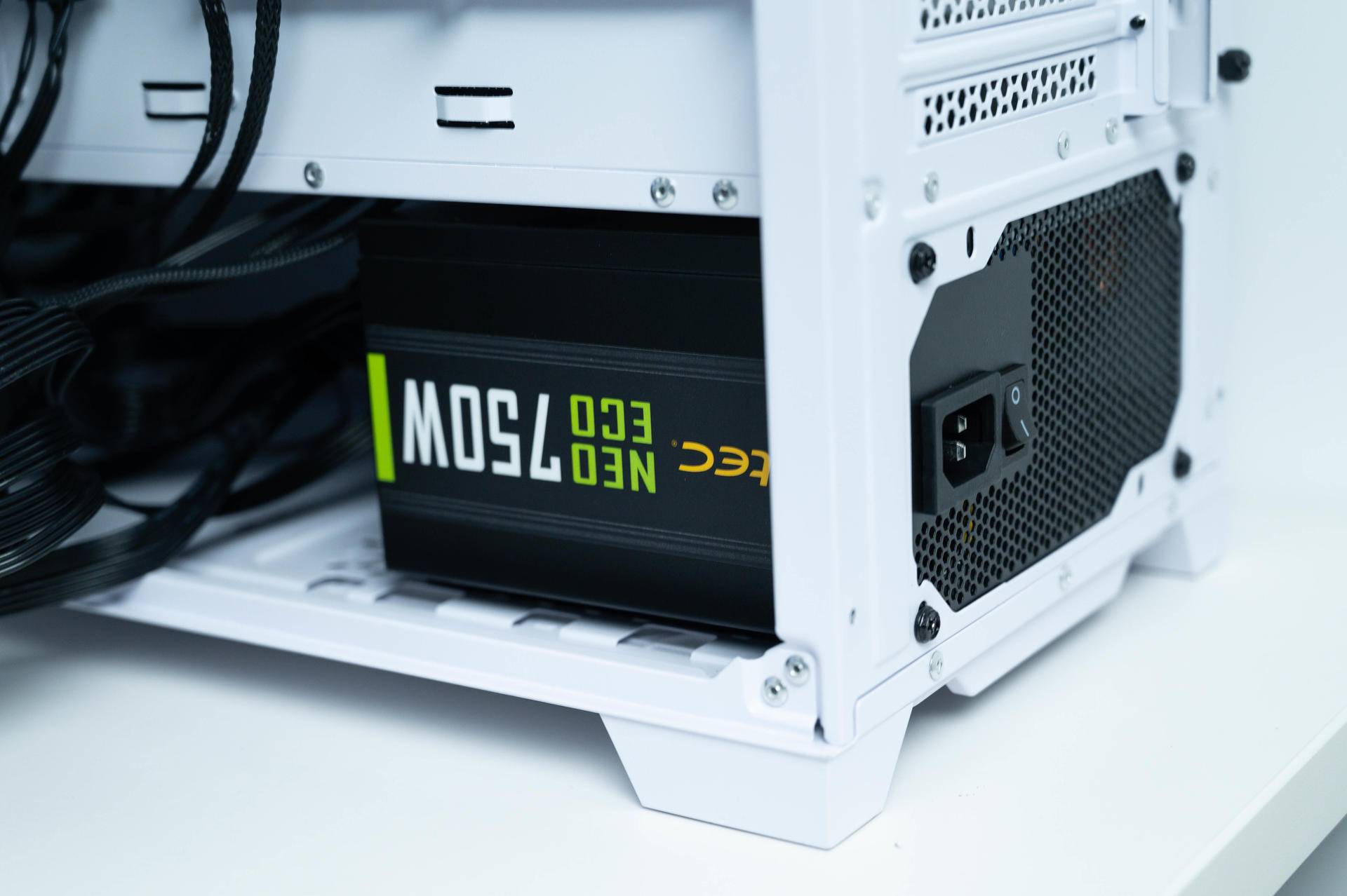 性价比游戏主机分享，玩家的甜品级显卡有了那处理器要怎么选？