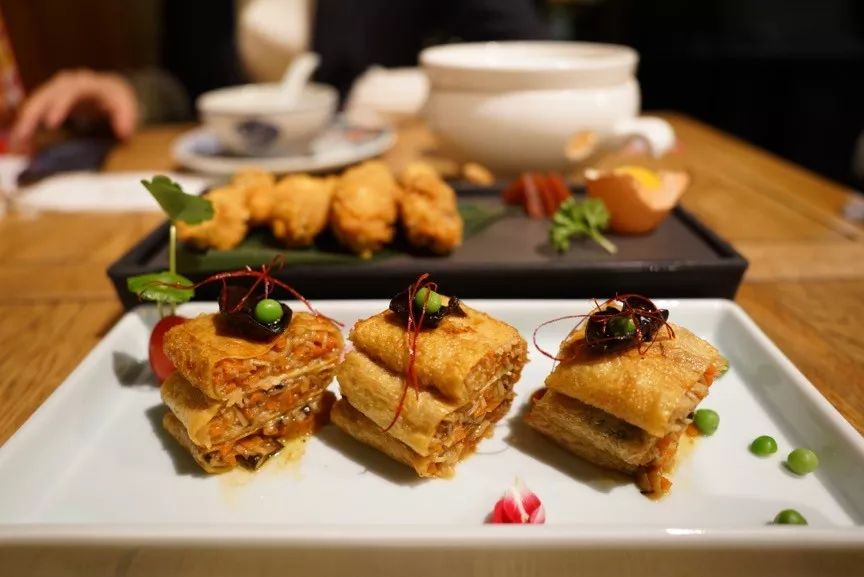 腾龙35-150mmf22.8二代z卡口,小身子大能量